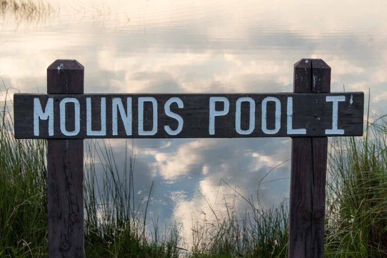Mounds Pool 1 Sign