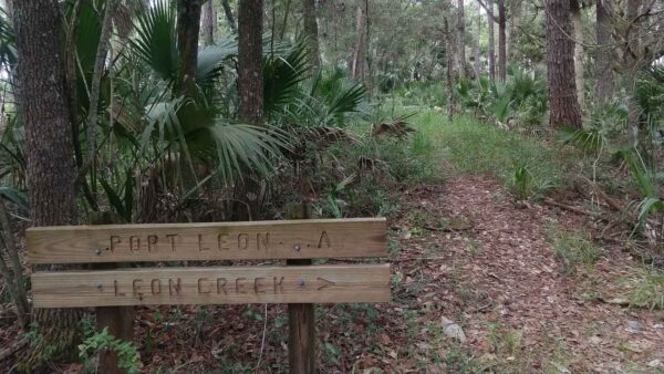 Trail Sign to Port Leon